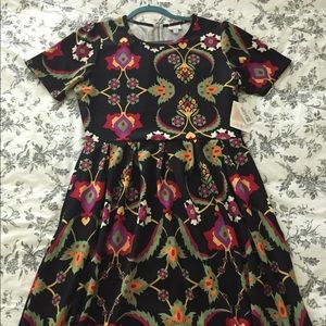 LuLaRoe Amelia